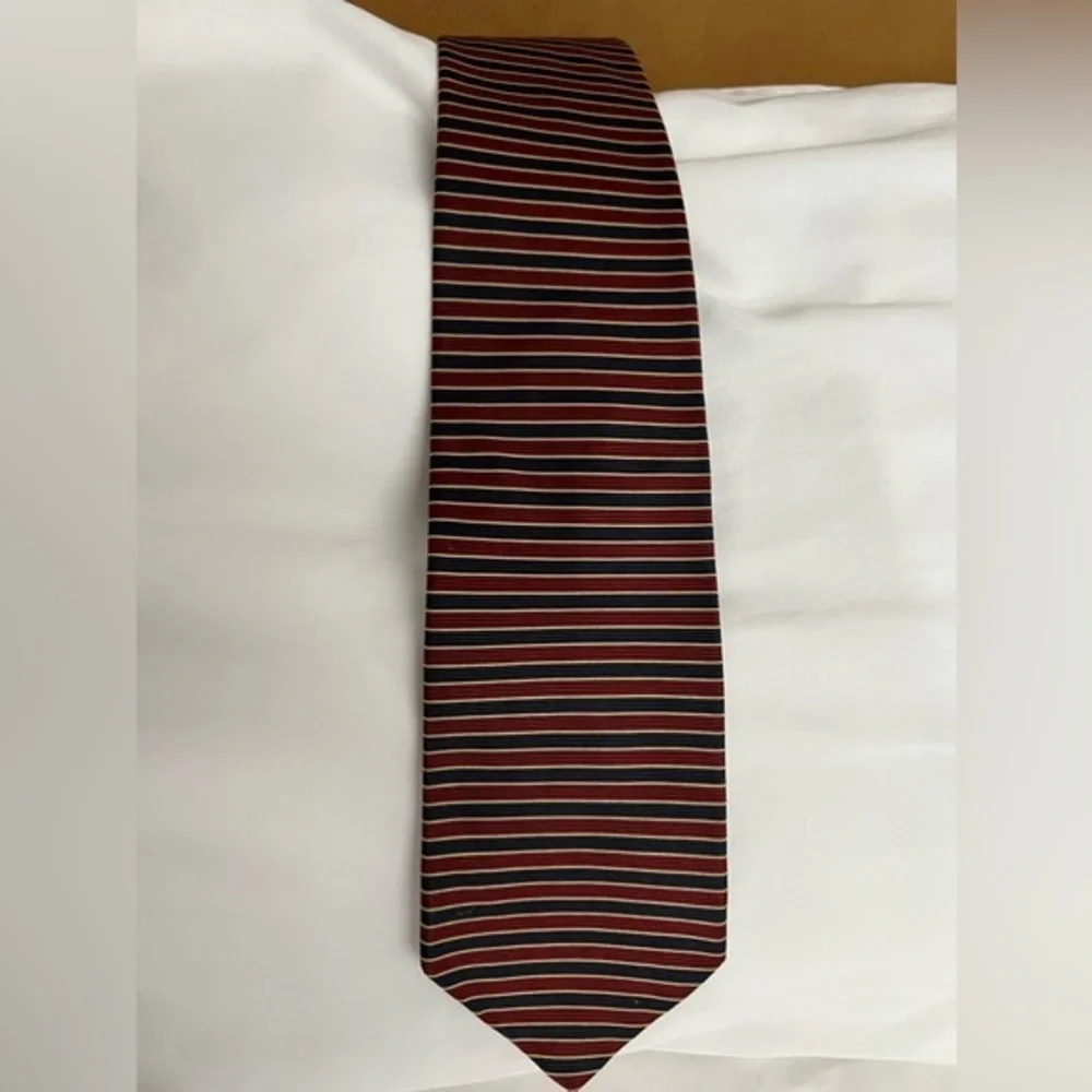 Brooks Brothers Blue & Red Stripe Silk Tie